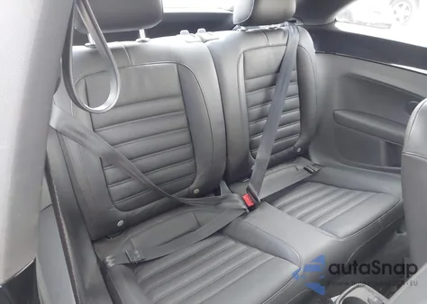 2014 Volkswagen Beetle 2.0T R-Line z USA, uszkodzony, nr VIN 3VW4T7AT1EM613272